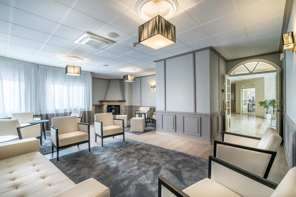 Hotel Ton Санхенхо Экстерьер фото